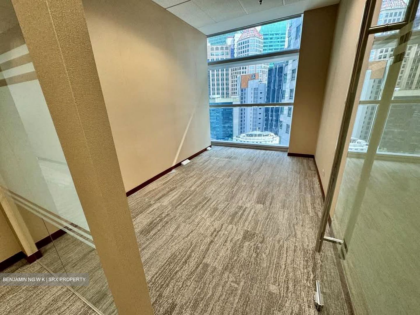 Samsung Hub (D1), Office #545146481